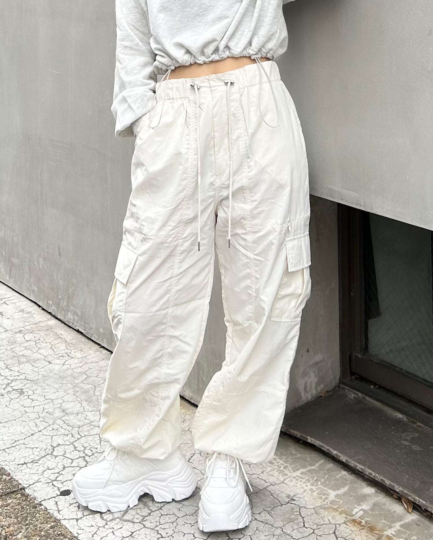 サイドスリットファスナー／ナイロンカーゴパンツ｜INGNI(イング) 公式