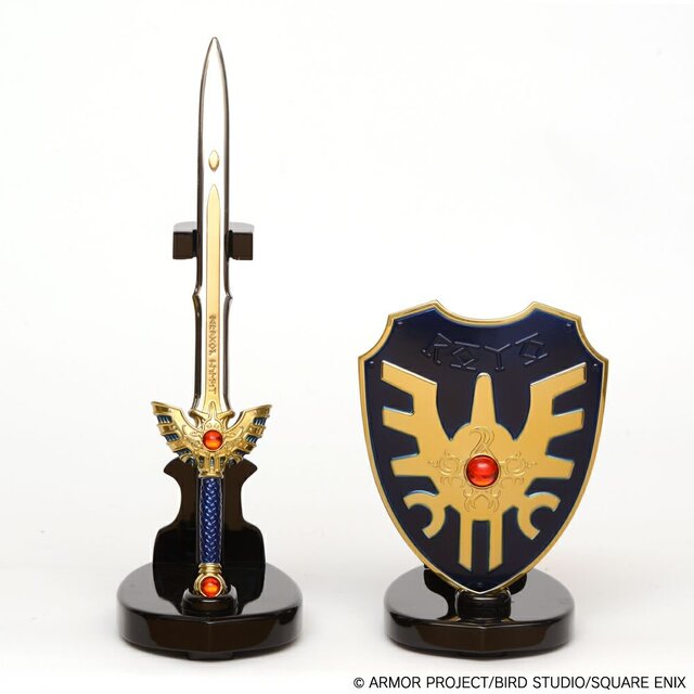 兜は本物の青銅製…！『ドラクエ』伝説のロト装備“五月人形”が販売中―お