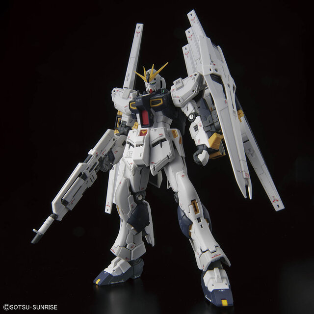 二つの翼がクール！「RG 1/144 νガンダム(ダブル・フィン・ファンネル