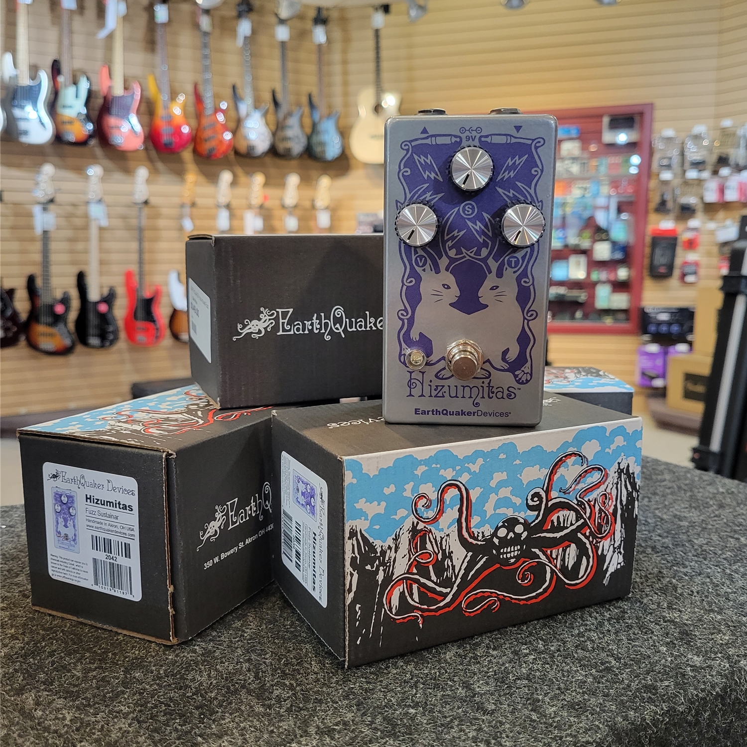 Instrumental Music - Earthquaker Devices Hizumitas Fuzz