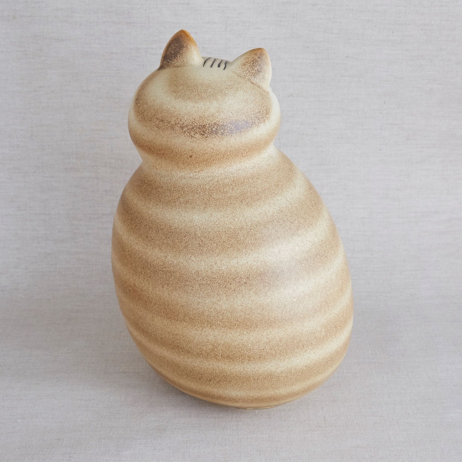 定番品】Lisa Larson Cat MIA Maxi Brown｜これまでに販売した商品