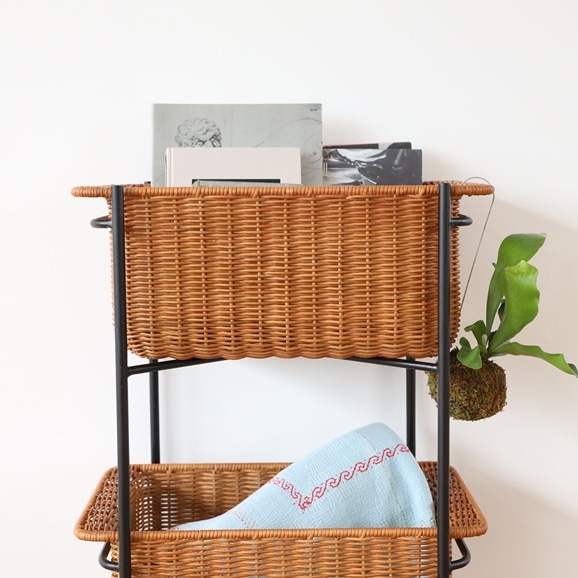 在庫限り】WALLABY BASKET STAND White｜これまでに販売した商品｜IDEE