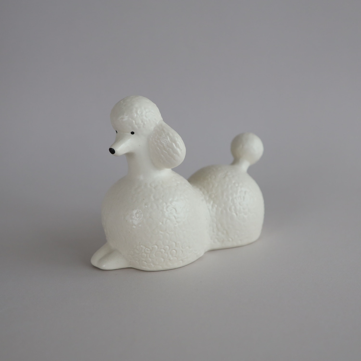 定番品】Lisa Larson Poodle Medium White｜入荷待ち商品｜IDEE SHOP
