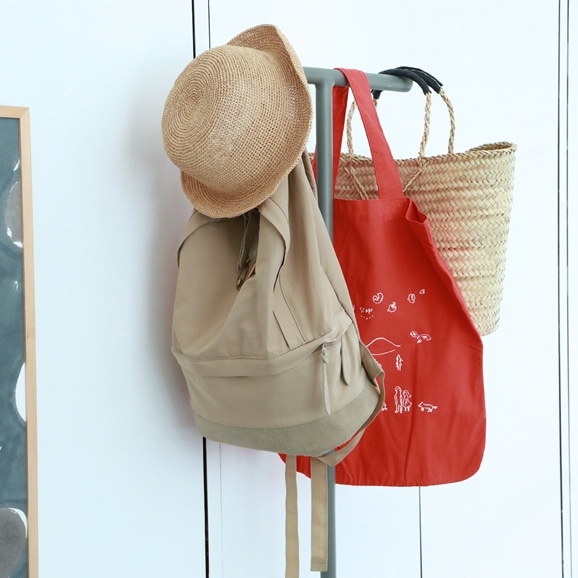 在庫限り】 MASTER&CO カラビナ付きリュック ベージュ｜これまでに販売