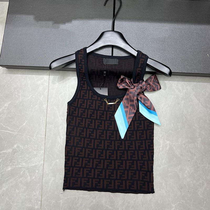 フェンディ ニットベストFendi タンクトップ レディース トップス