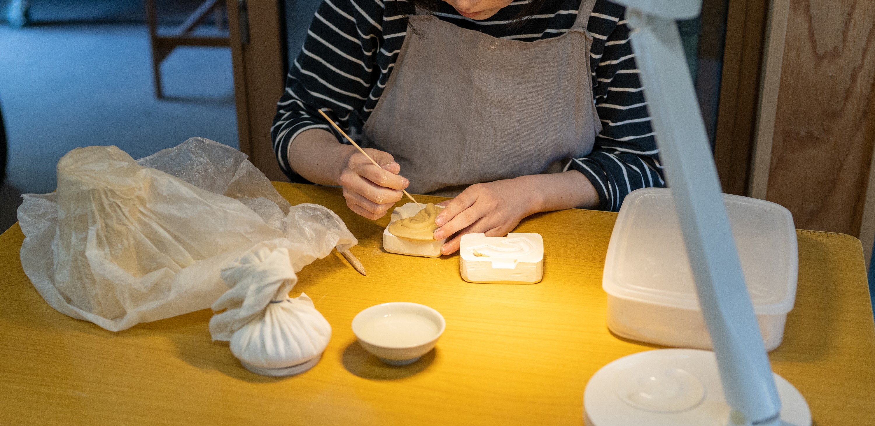 阿部春弥 牡丹文豆皿