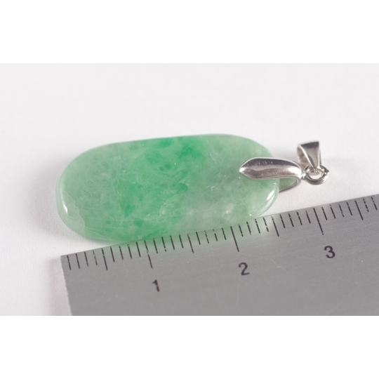 ミャンマー翡翠ペンダントトップ販売 名取貴石 天然石原石鉱物結晶