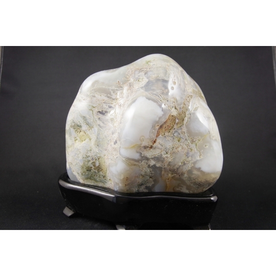 北海道花石産瑪瑙原石磨き1．9kg 天然石販売 名取貴石 天然石原石