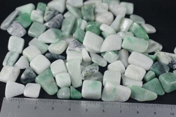 多用途天然石 糸魚川産翡翠磨き石販売 天然石原石鉱物結晶アクセサリ