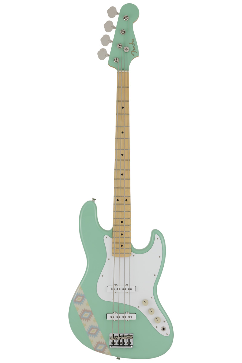 SILENT SIRENのVo&G.すぅさんとBa.あいにゃんさんシグネイチャーモデル