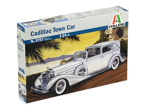 ITALERI - Cadillac Town Car