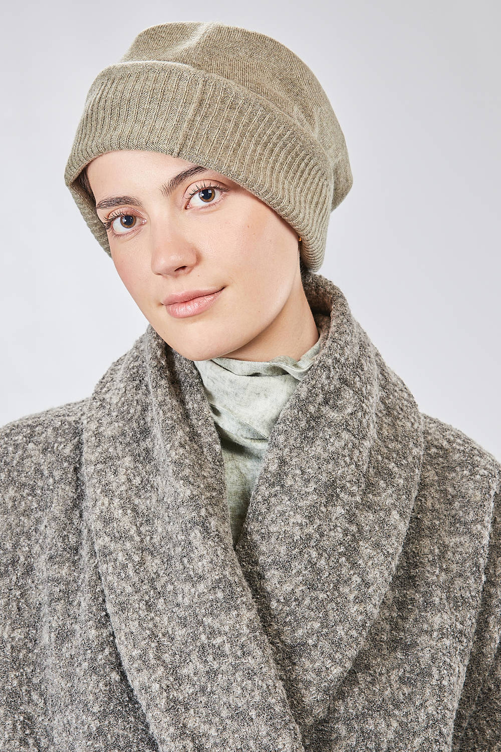 ZIGGY CHEN - Oversized Beanie In Very Soft Melange Plain Knit