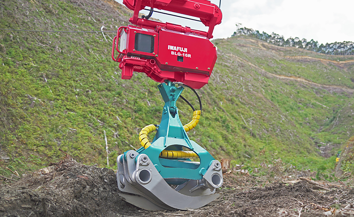 架線集材システム（グラップル付集材機械） | イワフジ工業株式会社