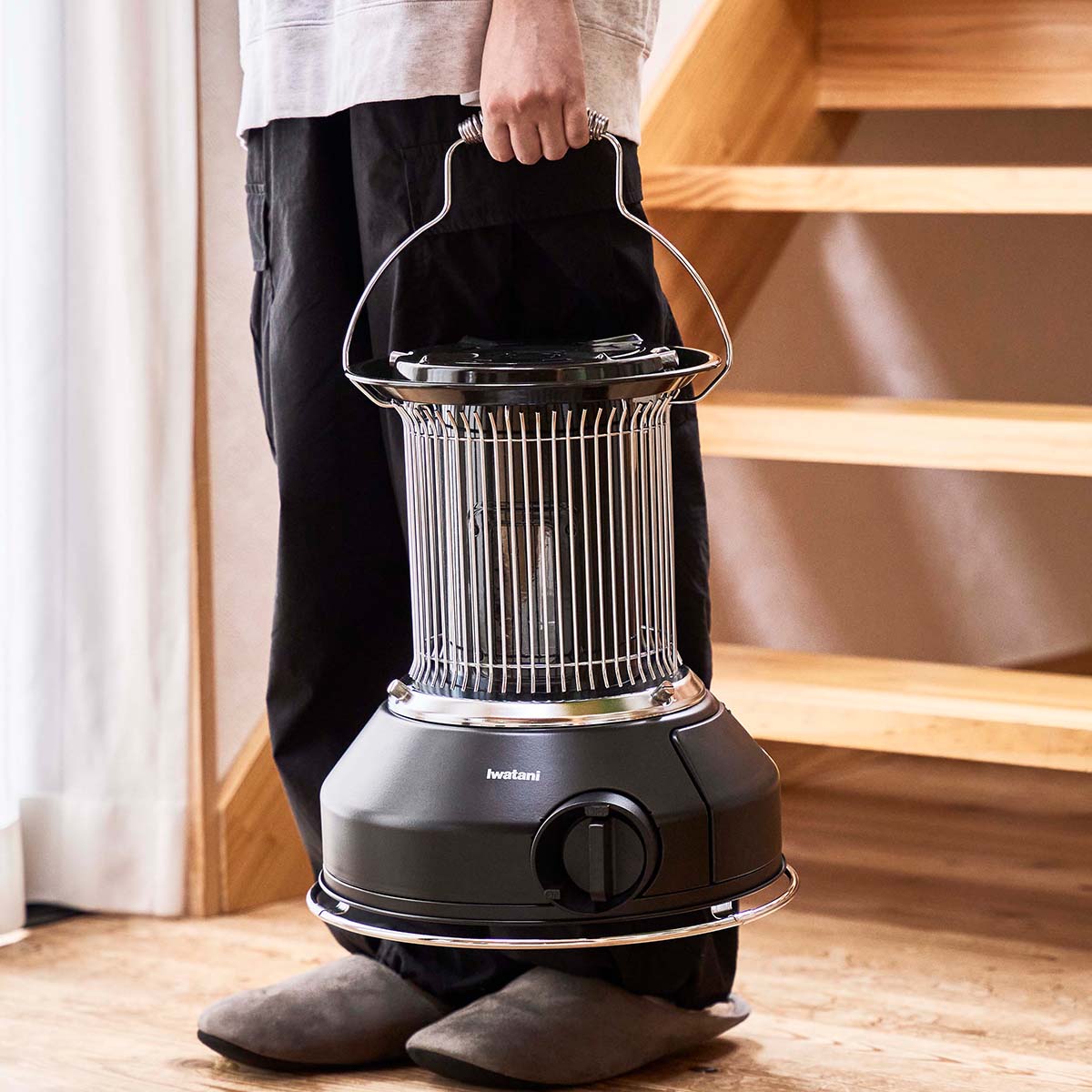 専用]おちっぷ様 Iwatani カセットガスストーブ マル暖 収納バッグ付き