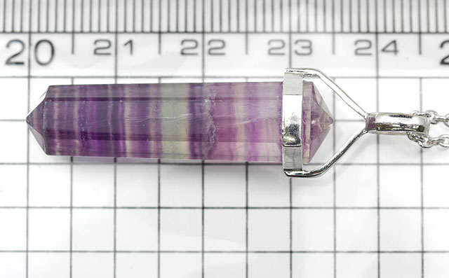 パーティ・カラード・フルオーライト (バイカラー・フローライト