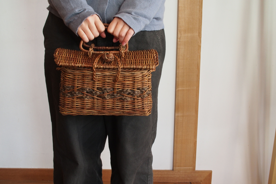 あけびの家型バスケット - ウェブショップ - jokogumo - よこぐも