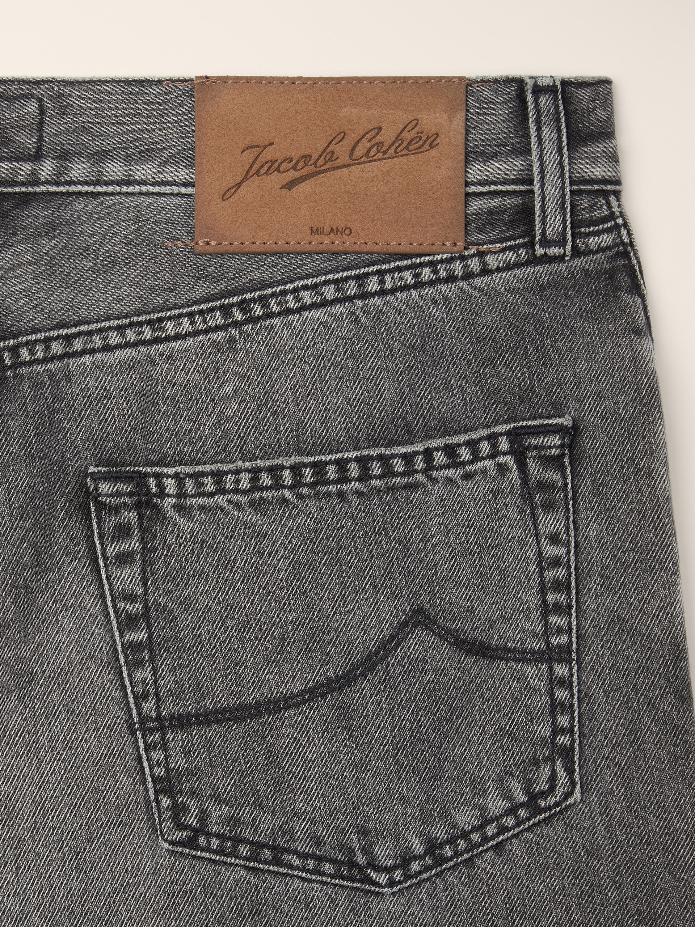 Edo Regular-Straight 5 Pocket Jeans in Grey Cotton and Lyocell