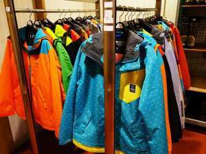 showさん購入予定上越国際スキー場レンタル券 4枚 showさん購入予定