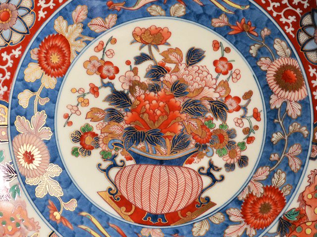 献上手古伊万里焼】飾絵皿（特大）染錦本金花籠獅子