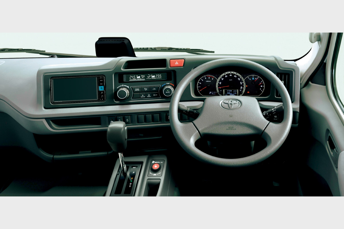 コースター | 価格・グレード | すべての人に移動の自由と楽しさを