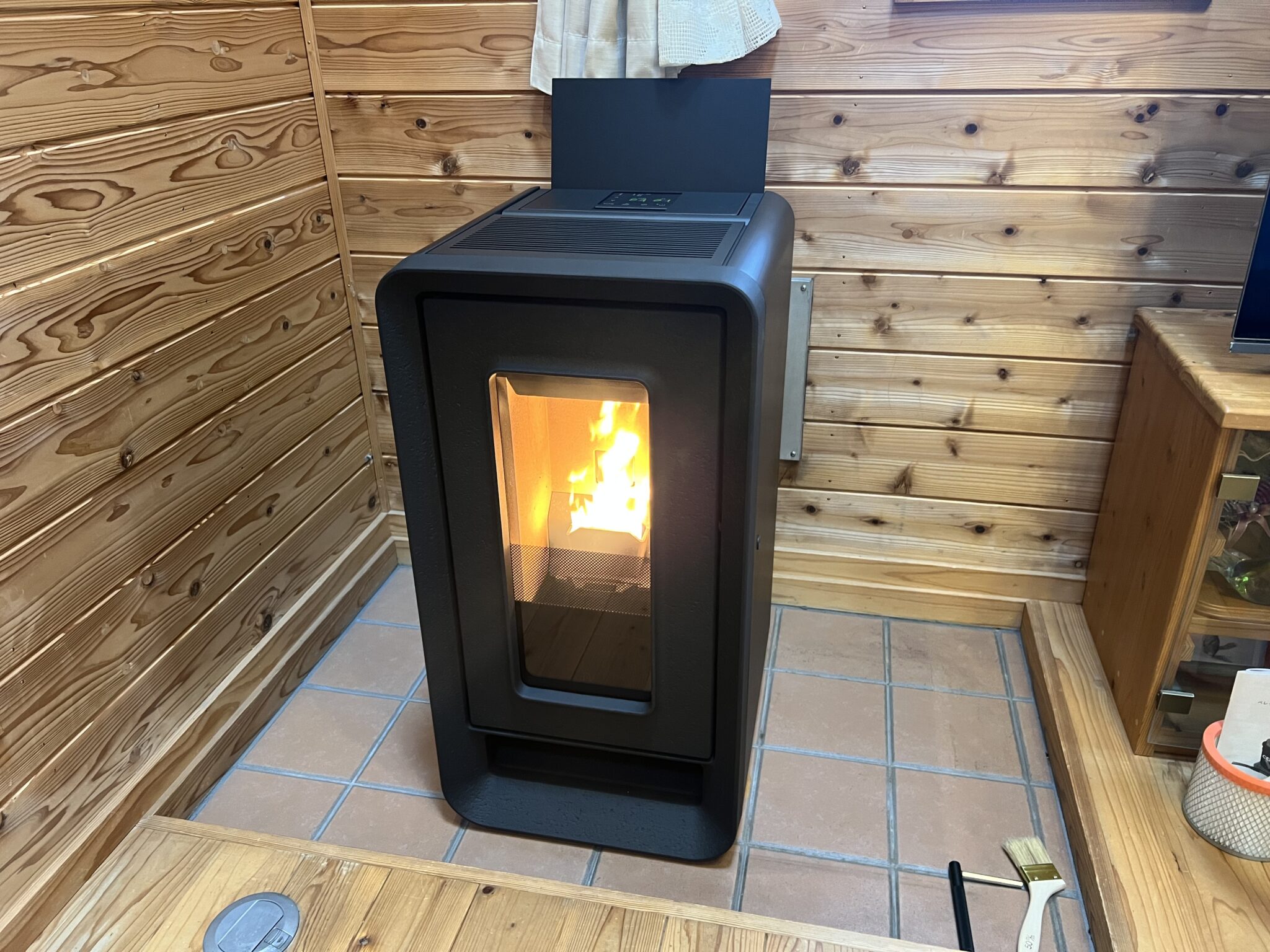 ペレットストーブ さいかい産業 SSシリーズ 黒 据え置き型 熊本 SS-10