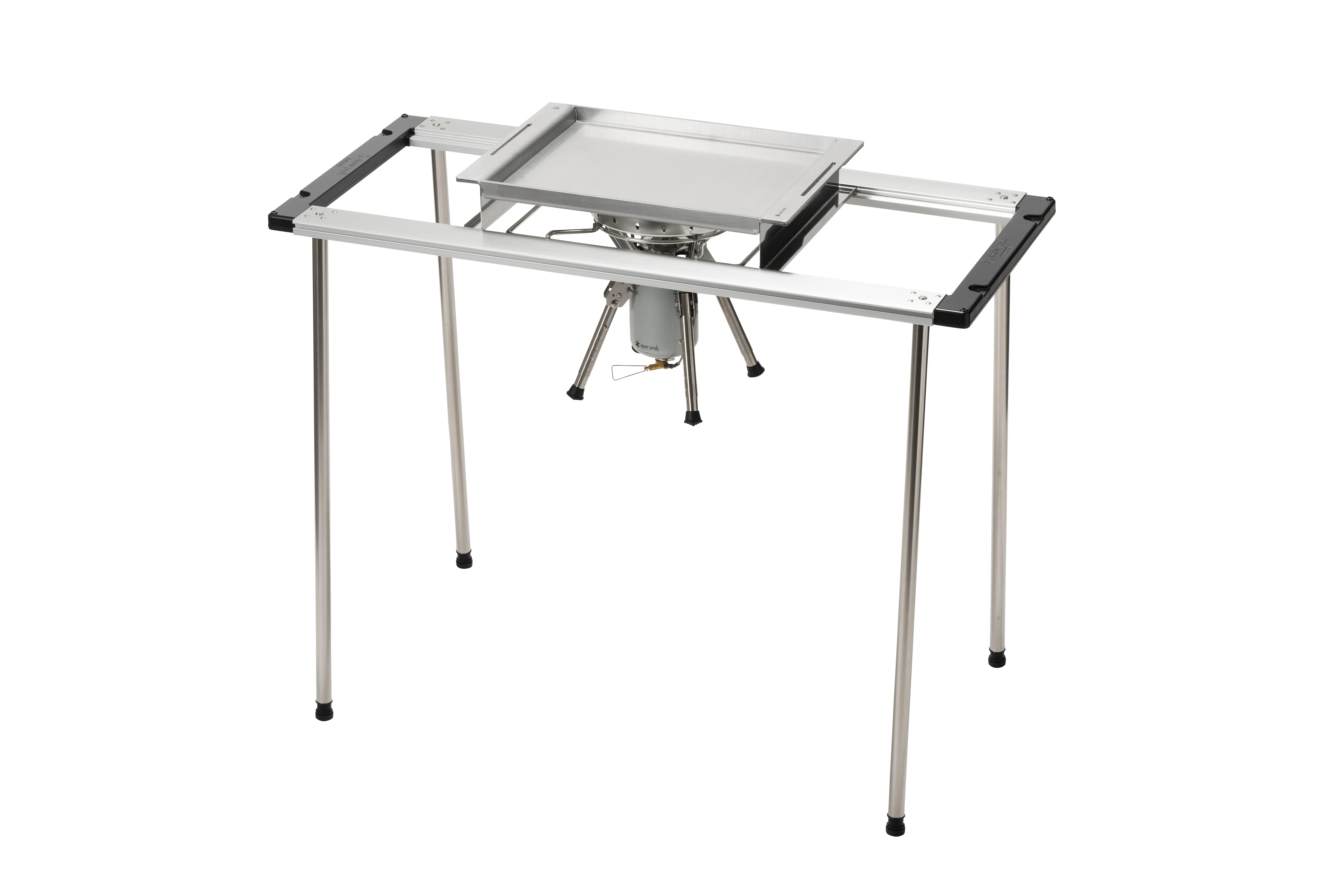 スノーピーク社とのコラボ企画第1弾アウトドアで楽しむ「広島お好み焼