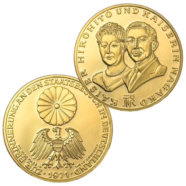 24KGP御所車と昭和天皇記念メダル2種 24KGP御所車と昭和天皇記念メダル2種