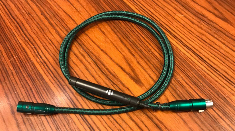 中古品】audioquest/XLRケーブル/JAGUAR (ペア/1.5m) 高級オーディオ