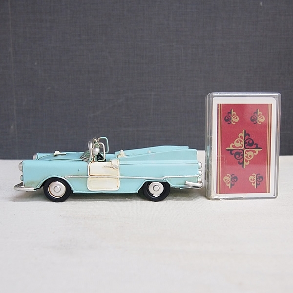 水色クラシックカー風装飾用おもちゃ 水色クラシックカー風装飾用