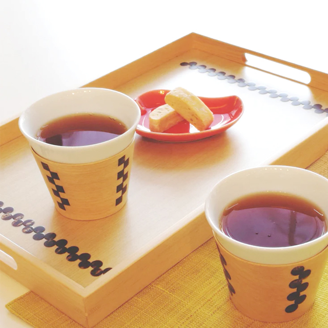 秋田の伝統工芸品「樺細工」製,Tsunaguシリーズ カップ。桜皮細工