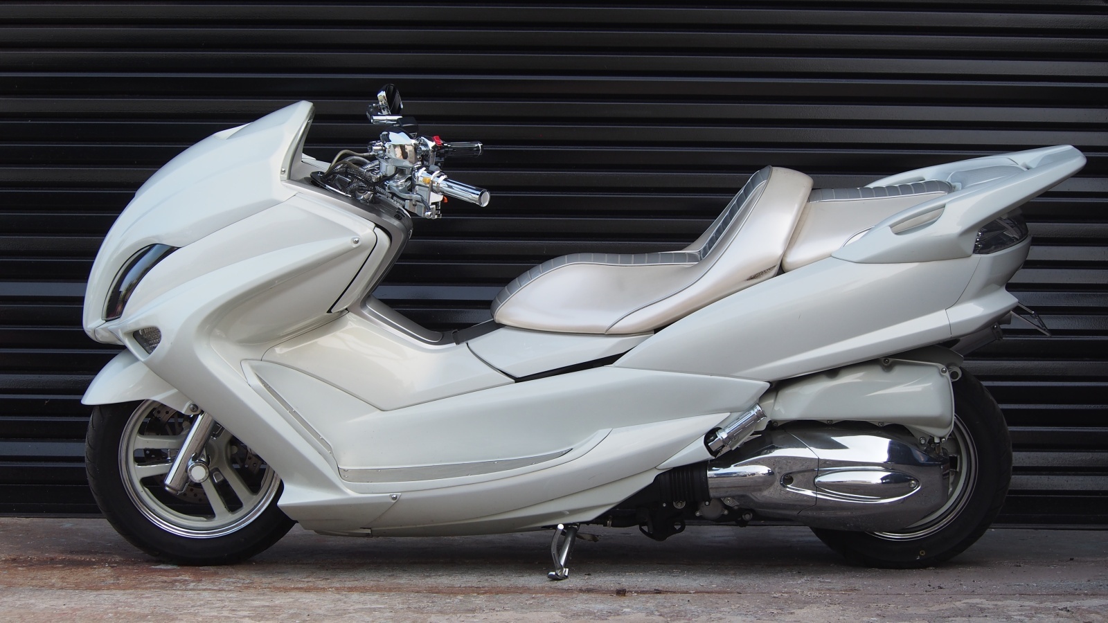 ビックスクーター 中古バイク SG20J 4D9 マジェスティ ローダウン フル