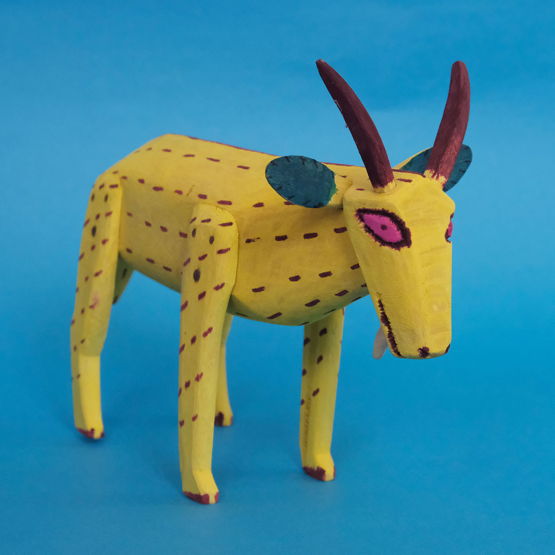 ヤギ（木彫り 置物）- LABRAVA [メキシコ 民芸 フォークアート 雑貨]