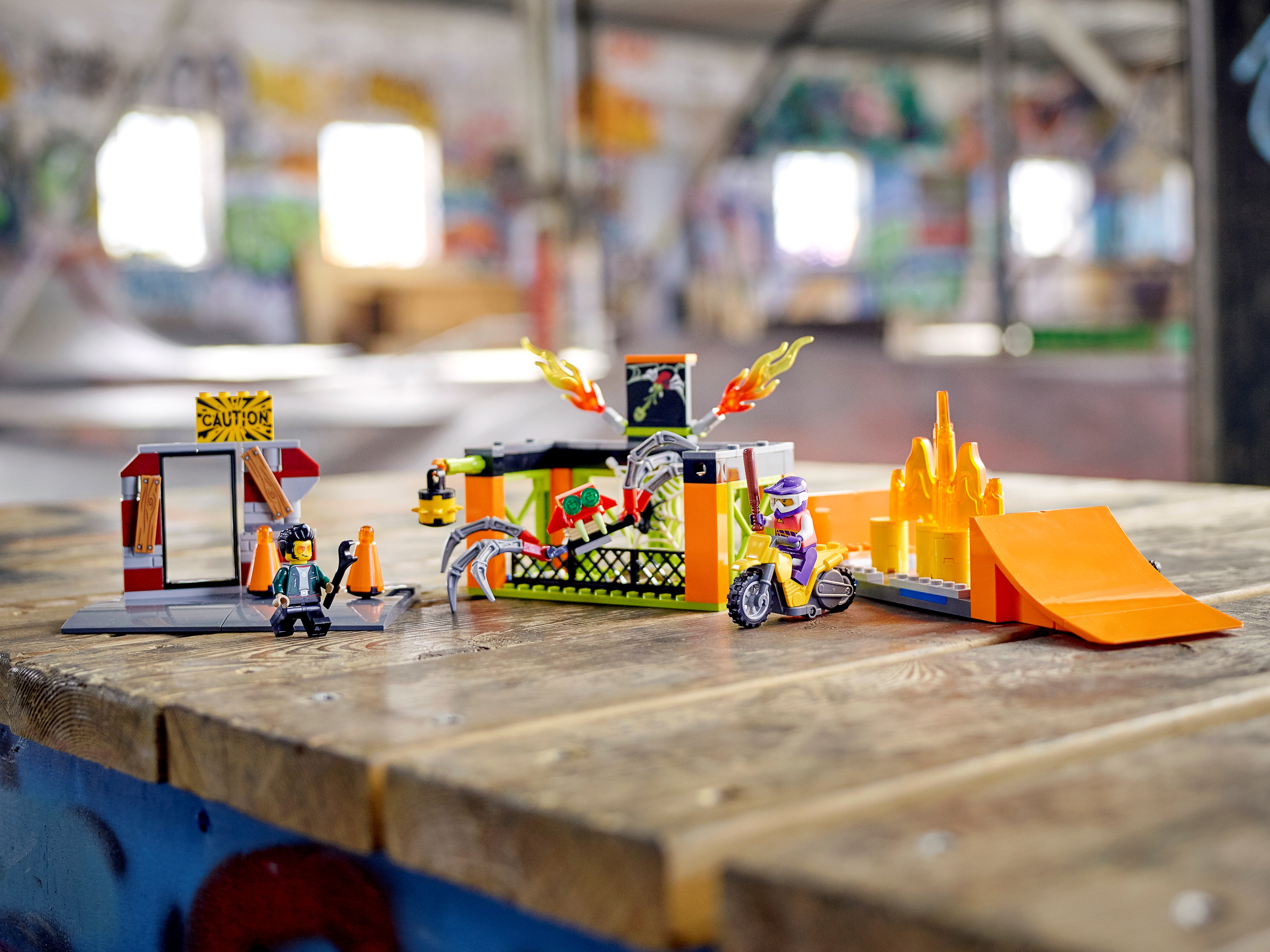 Stunt Park 60293 | City | Buy online at the Official LEGO® Shop CA