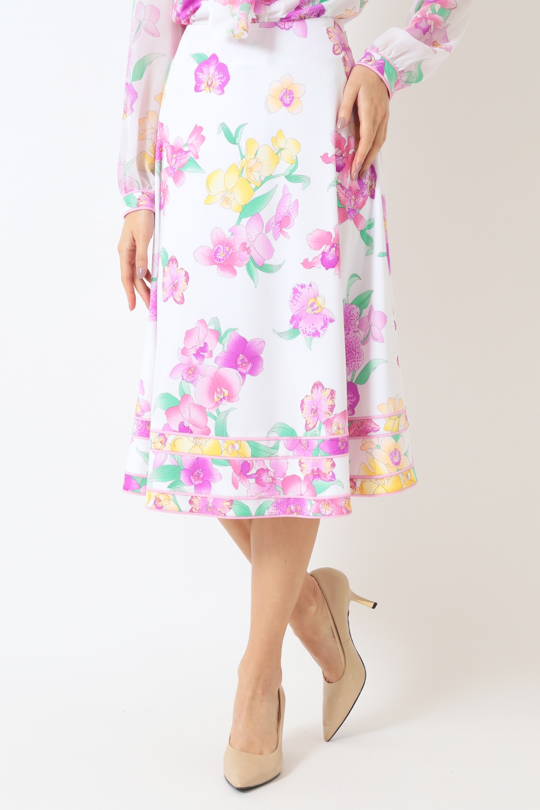 予約商品】スカート F62F381500｜レオナール 公式オンラインショップ