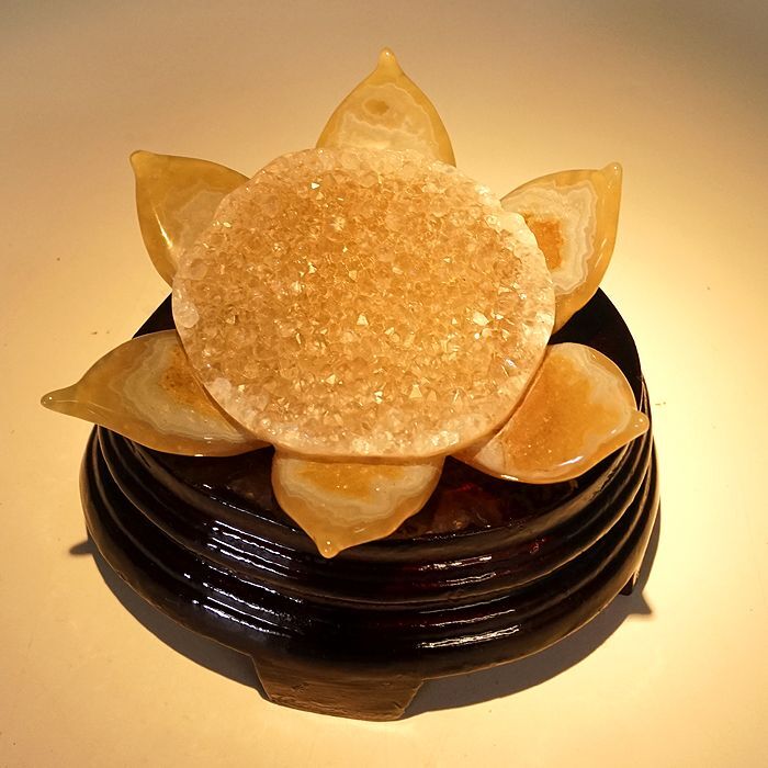 天然石の蓮ジオード ディスプレイ インテリア 雑貨