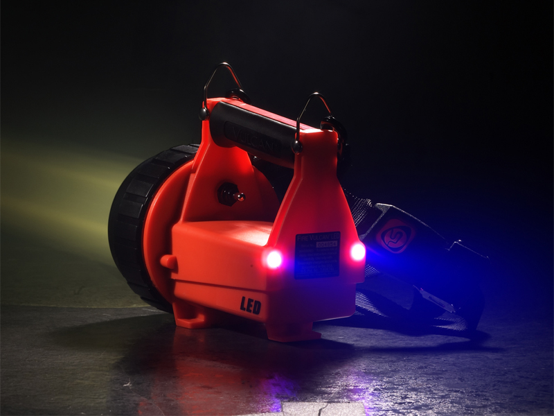 ファイヤーバルカンLED 米国防爆 - 業務用懐中電灯・LEDライトの輸入