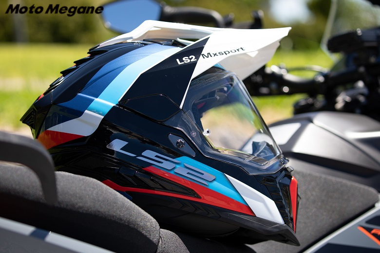 驚きの価格！多機能アドベンチャーバイクヘルメット『LS2 EXPLORER F