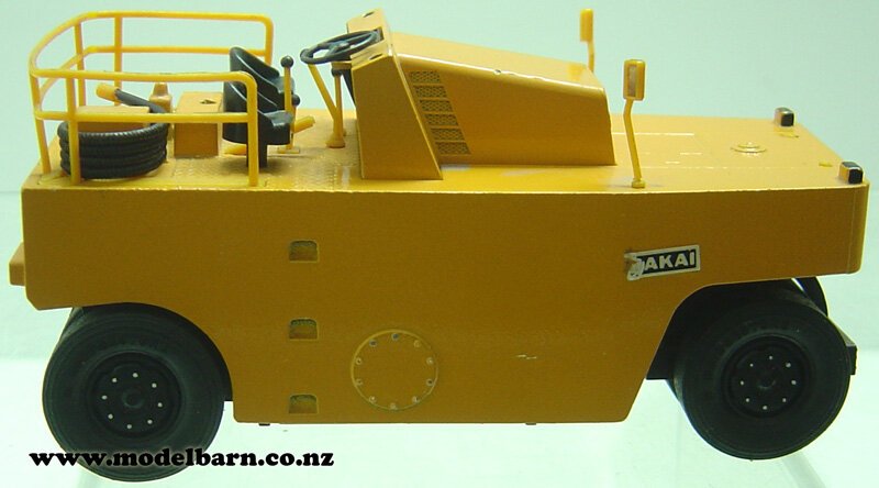 SAKAI TS150 & TS600C 1/40スケールモデル SAKAI TS150 & TS600C 1/40