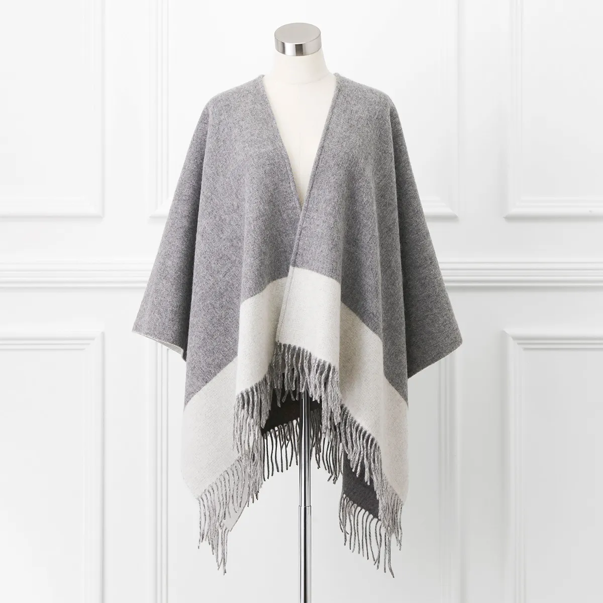 ラムウールポンチョ | FREE | ルームウェアとして