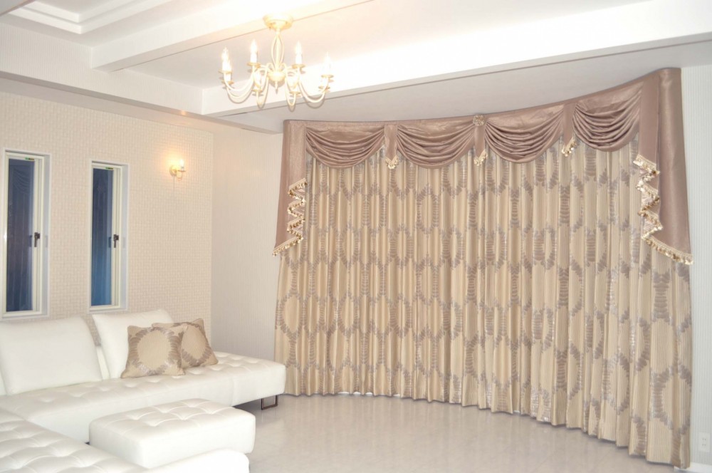 スワッグ＆テールバランス イギリス製生地 バルーンシェード | 京都