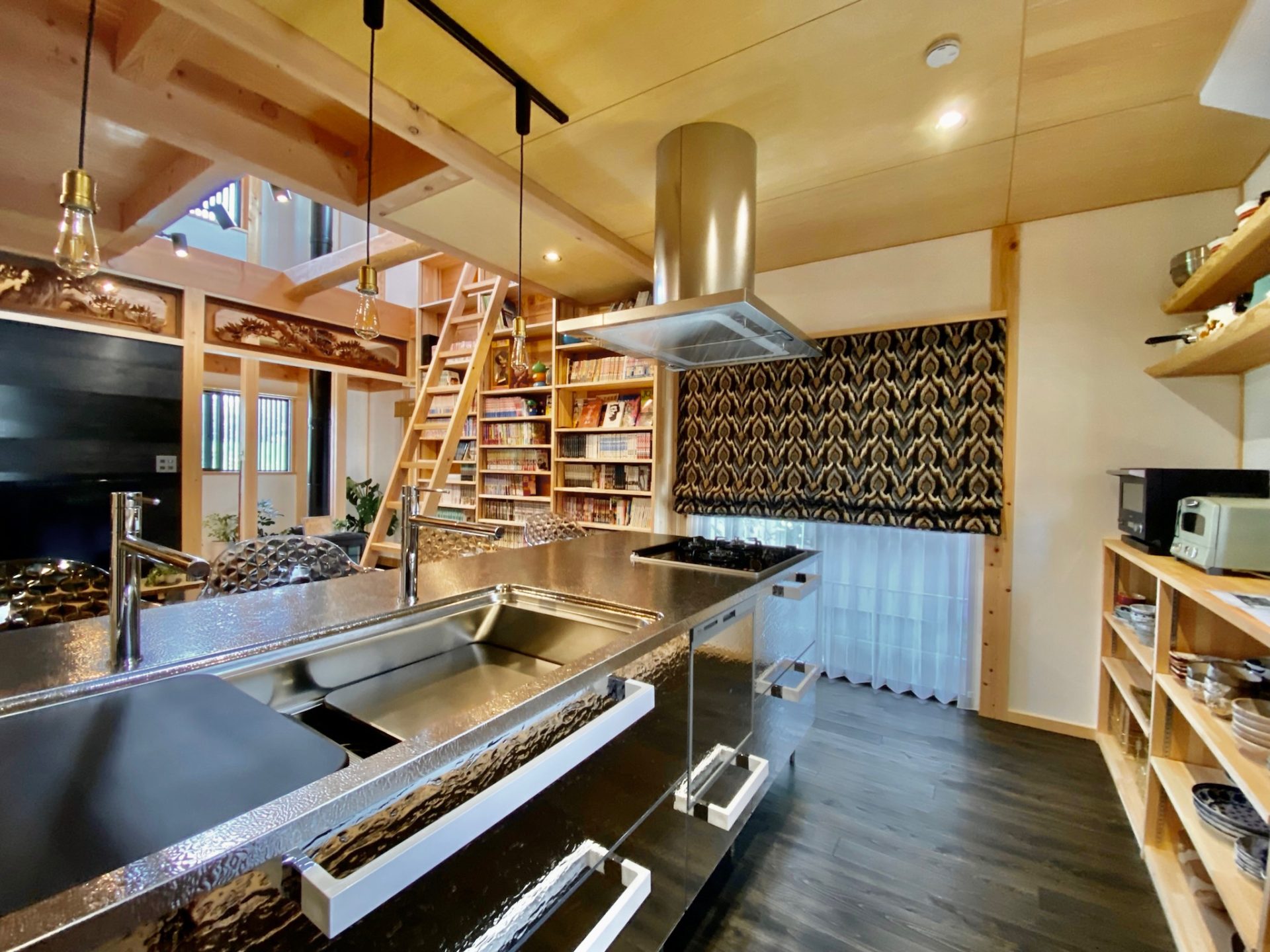 こだわりが詰まったおしゃれな古民家風の新築オーダーカーテン | 京都