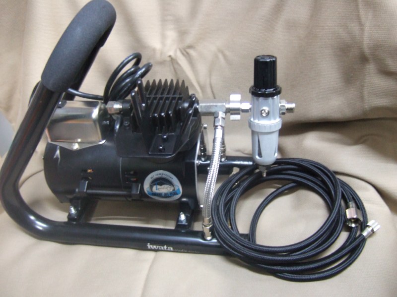 アネスト岩田 is-875 コンプレッサー 模型制作 塗装 アネスト岩田 is