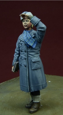 1/35 ドイツ空軍 女性補助員 1939-45 冬 [35075] - 1,925円 : Hobby