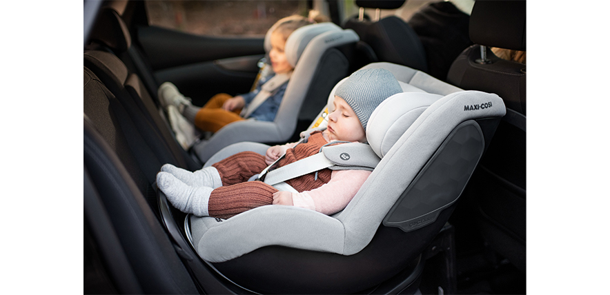チャイルドシートのMAXI-COSI（マキシコシ）
