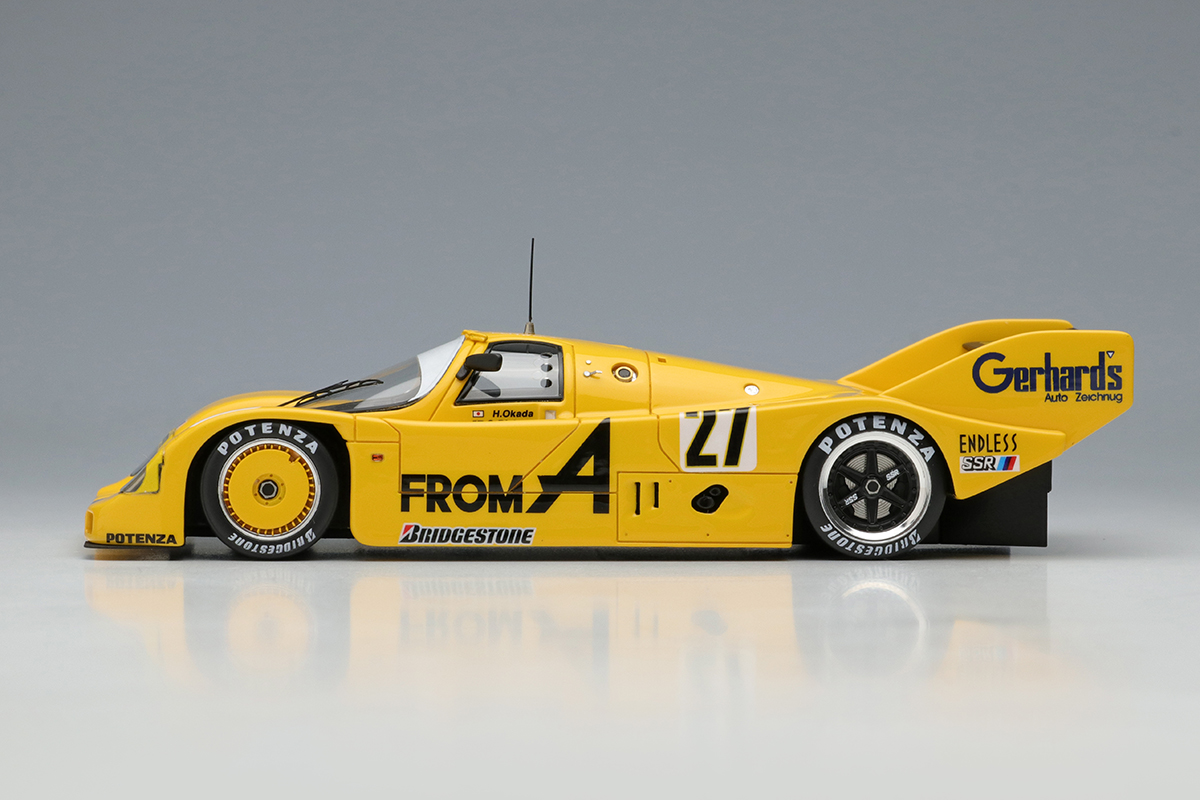 Make Up Co., Ltd. / Porsche 962C 