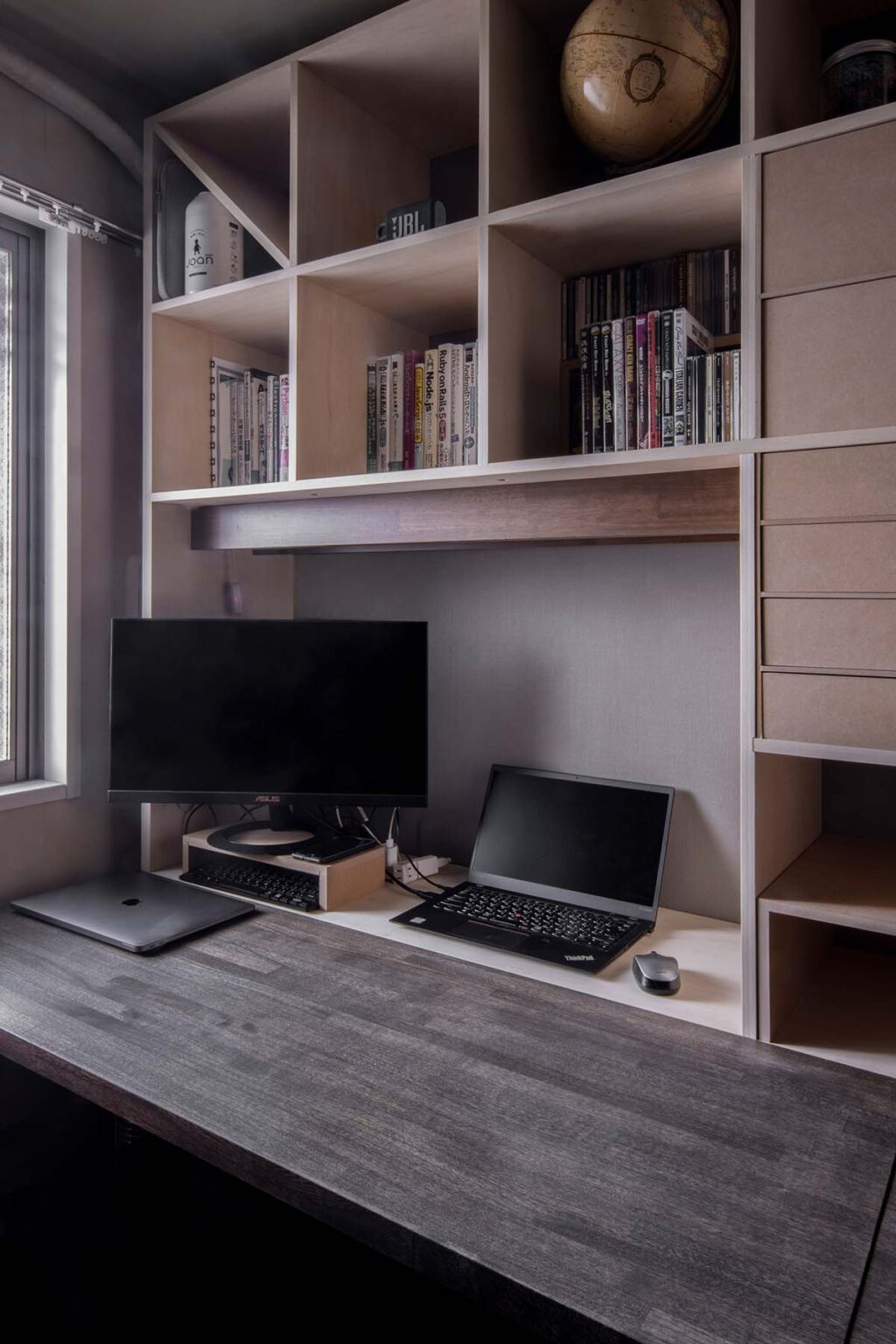 ご夫婦で使う書斎 – 開口部のある本棚 / Shelf – マルゲリータお客様事例