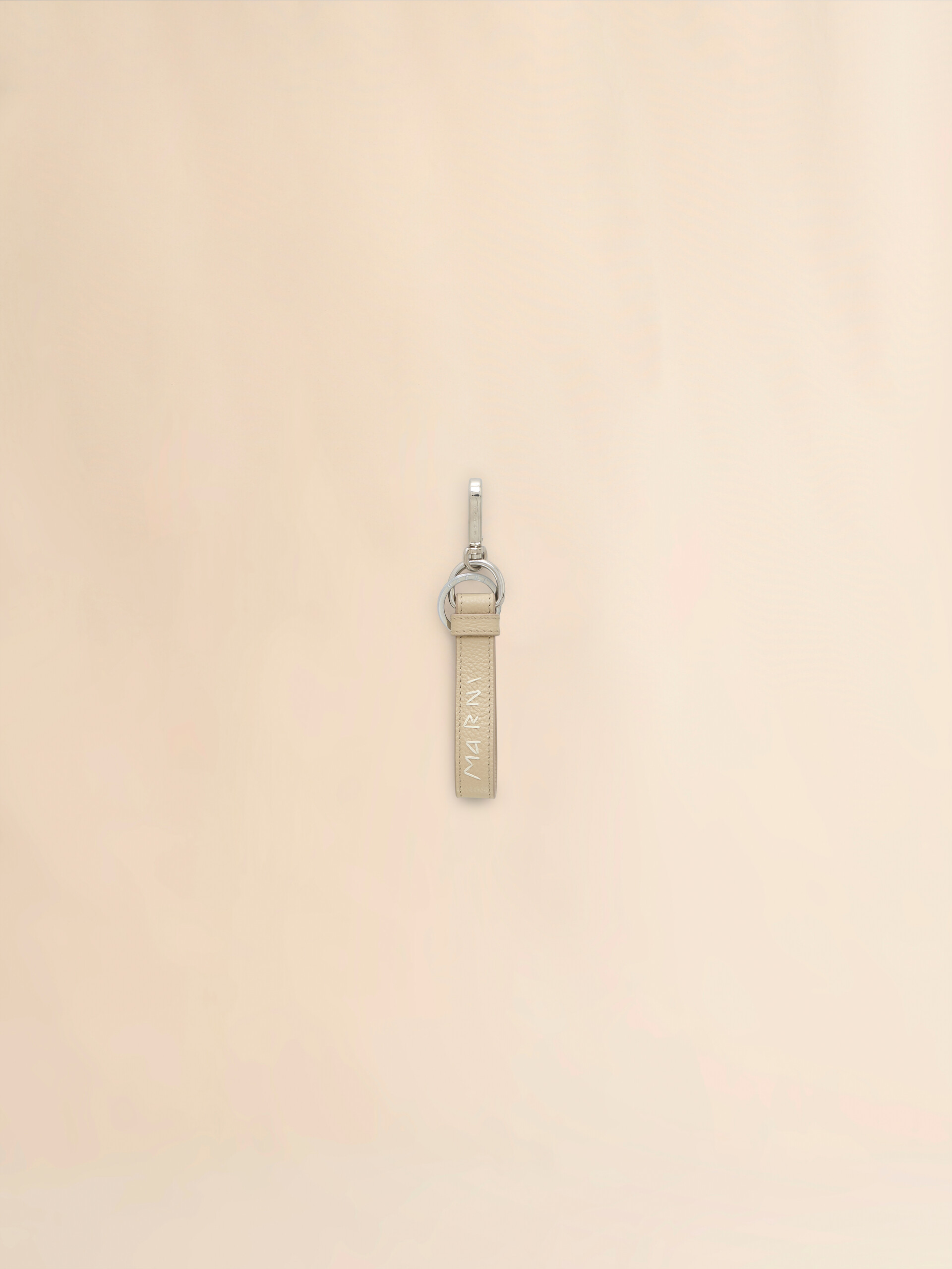 ベージュ レザーキーリング、マルニメンディング刺繍入り | Marni