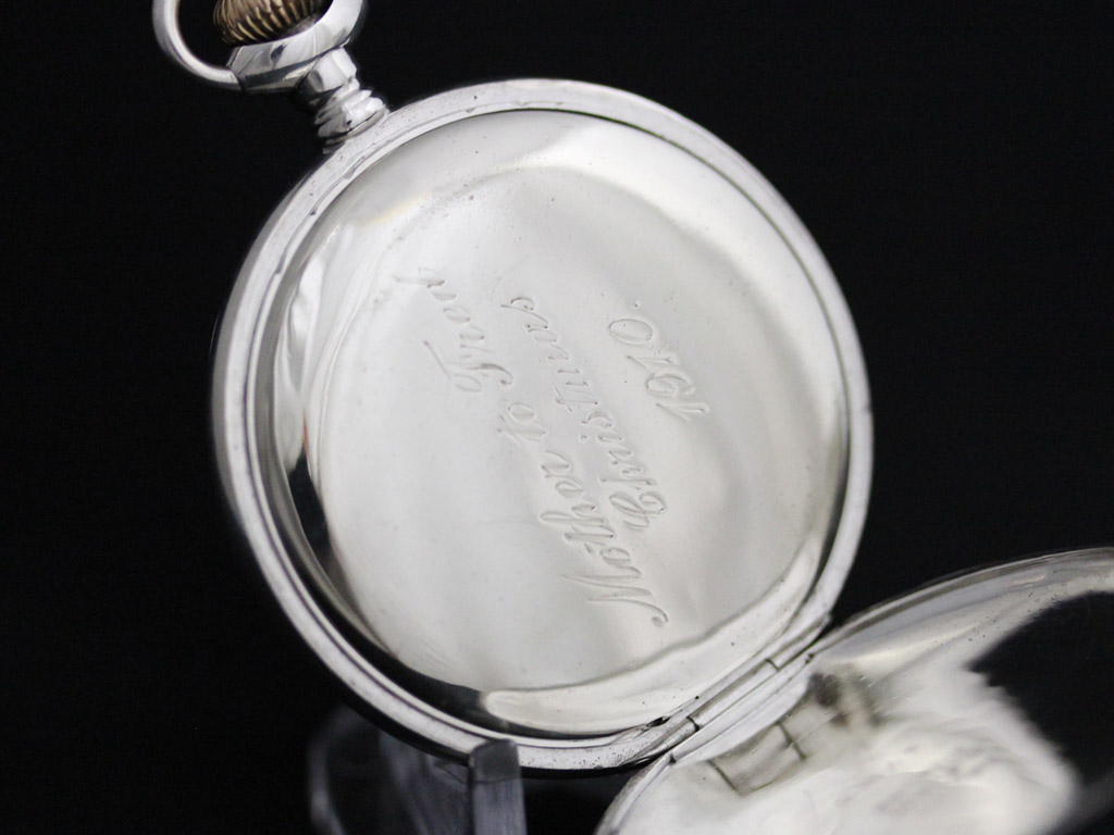 ウォルサム 銀無垢アンティーク懐中時計 優雅な彫り 【1904年製】