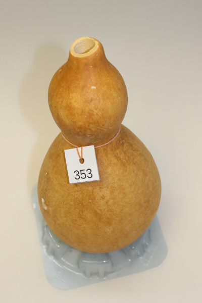 瓢箪・ひょうたん・ヒョウタン販売。乾燥した素材。お守、アクセサリー