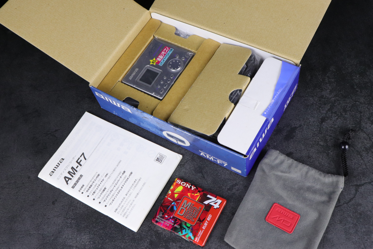 Aiwa AM-F7 [MiniDisc Wiki]